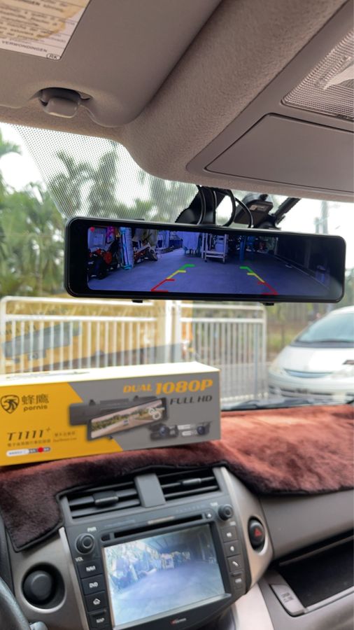 蜂鷹T1111+倒車影像與動態倒車引導線